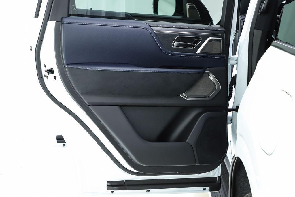 new 2026 INFINITI QX80 car, priced at $106,525