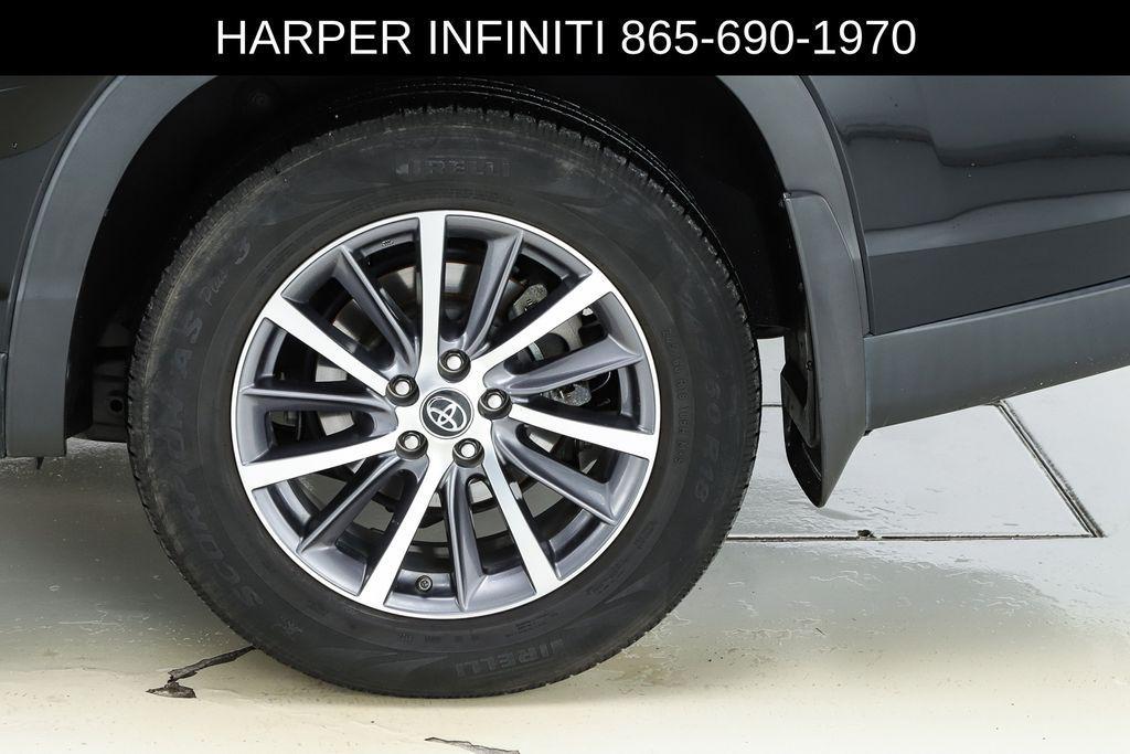 used 2019 Toyota Highlander car, priced at $21,769