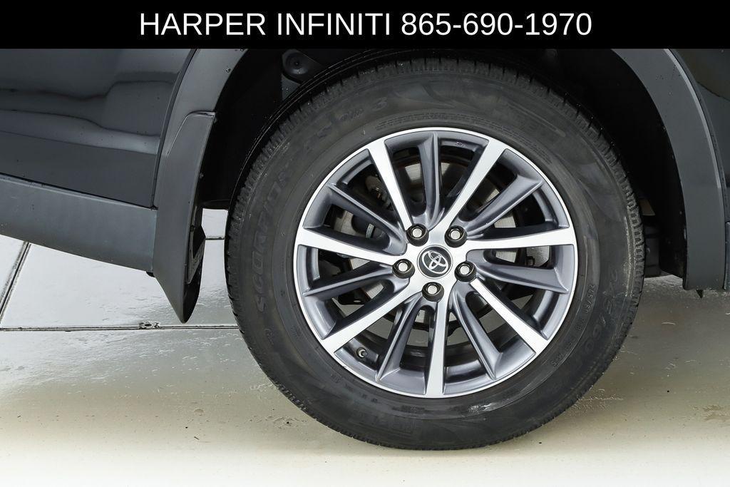 used 2019 Toyota Highlander car, priced at $21,769