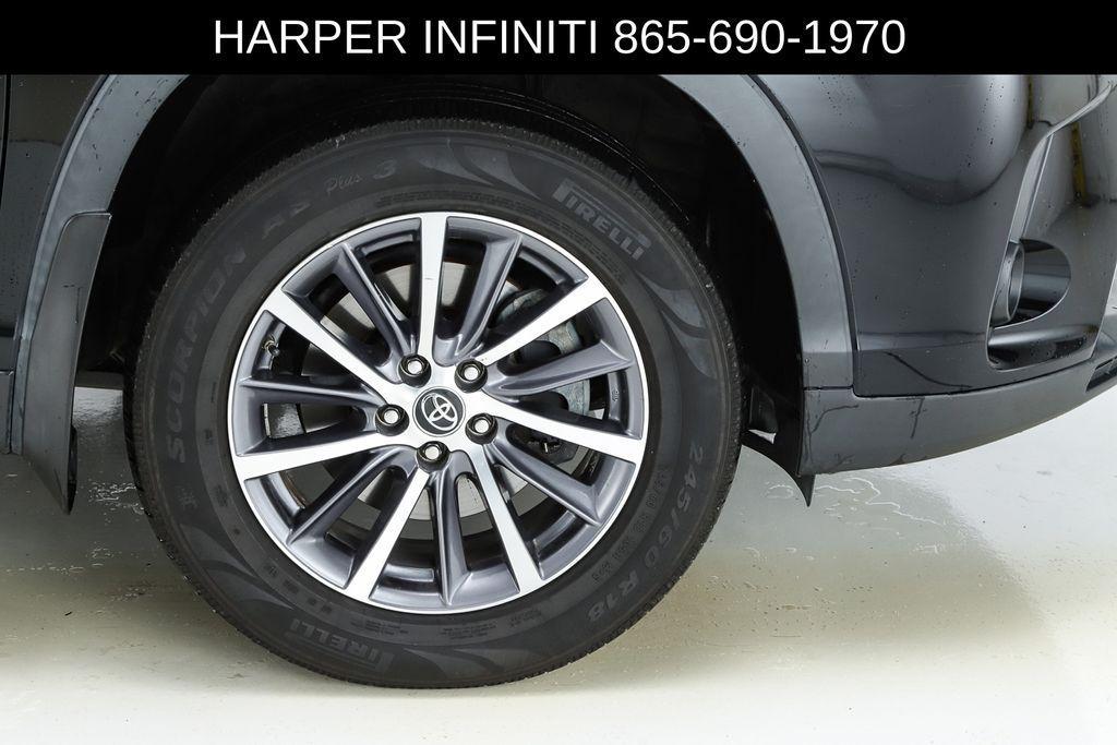 used 2019 Toyota Highlander car, priced at $21,769