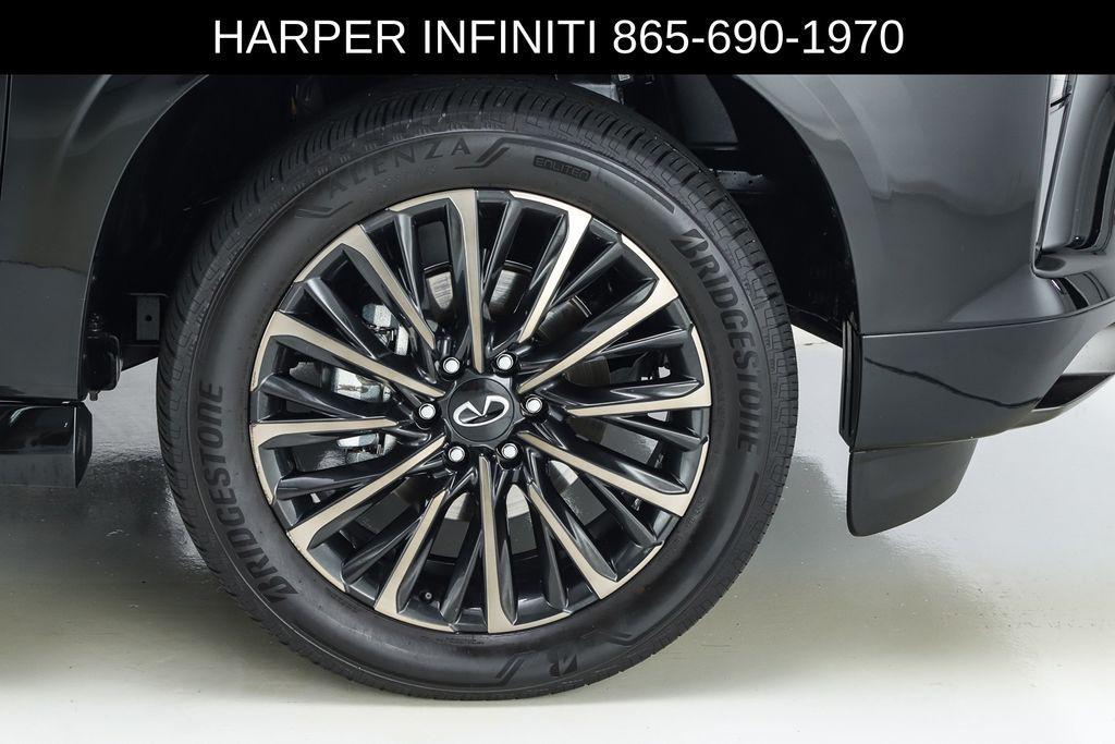 used 2025 INFINITI QX80 car, priced at $86,923