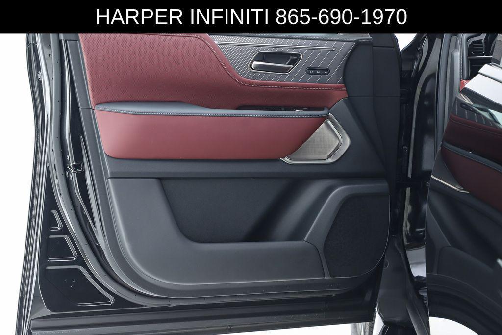 used 2025 INFINITI QX80 car, priced at $86,923