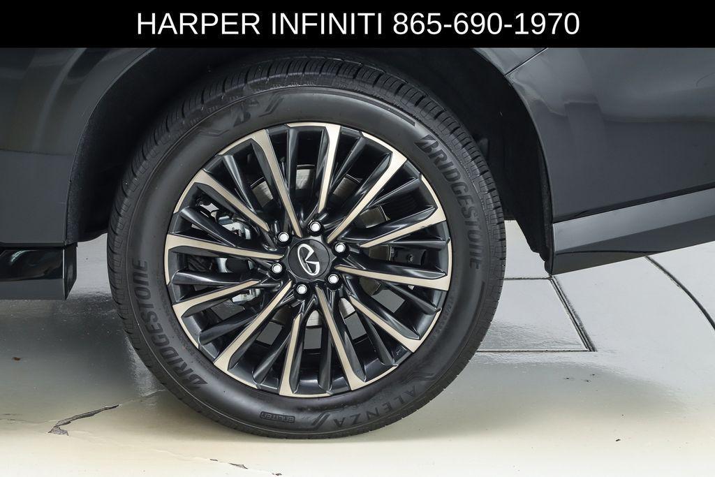 used 2025 INFINITI QX80 car, priced at $86,923