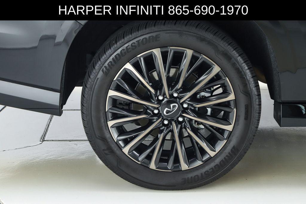 used 2025 INFINITI QX80 car, priced at $86,923