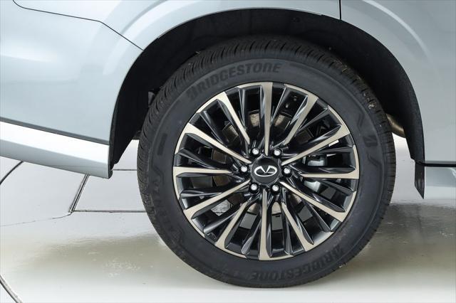 new 2025 INFINITI QX80 car, priced at $112,590