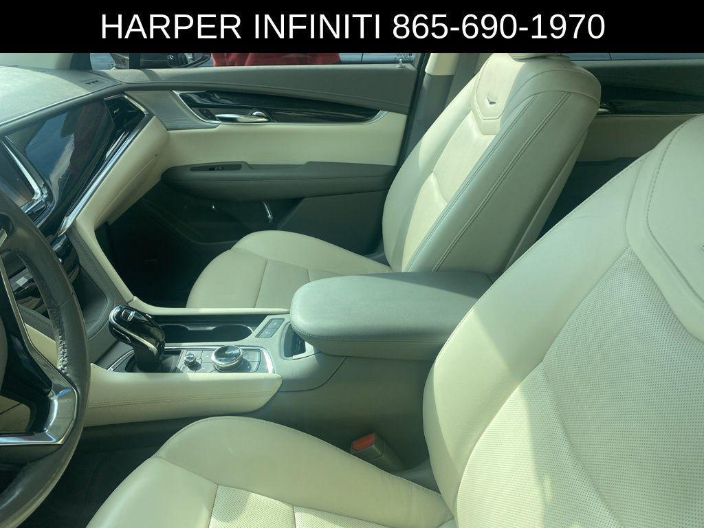 used 2020 Cadillac XT6 car, priced at $29,714