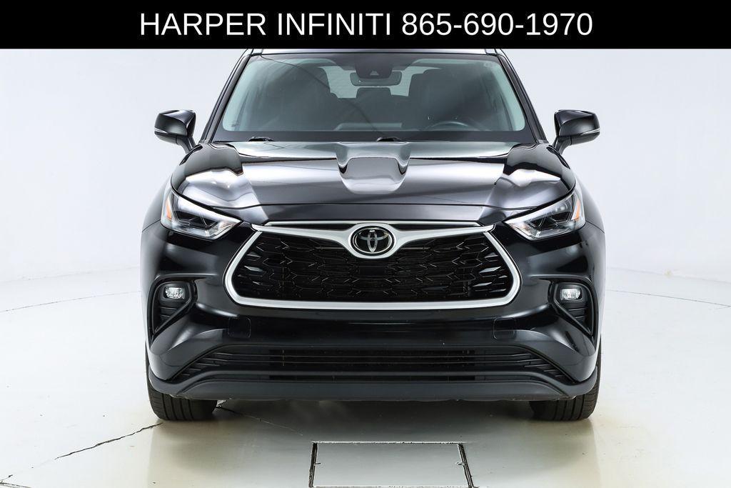 used 2023 Toyota Highlander car, priced at $34,874