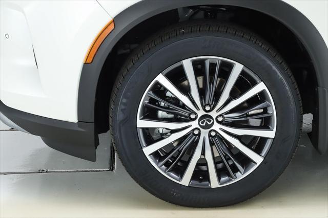 new 2025 INFINITI QX60 car, priced at $69,550