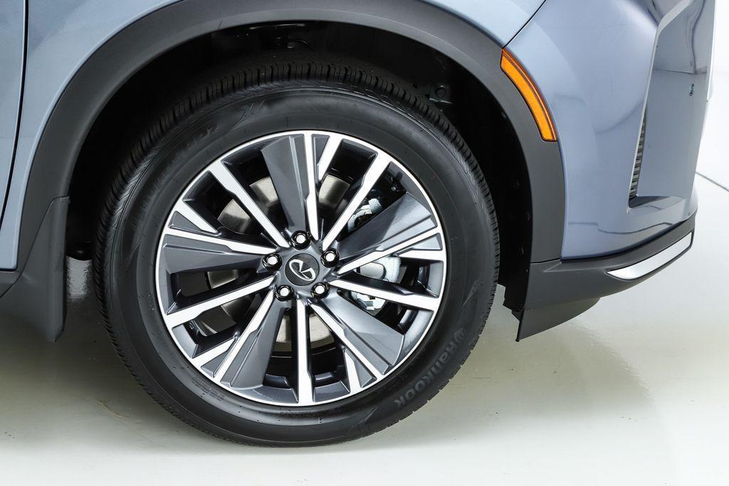 new 2026 INFINITI QX60 car, priced at $62,185
