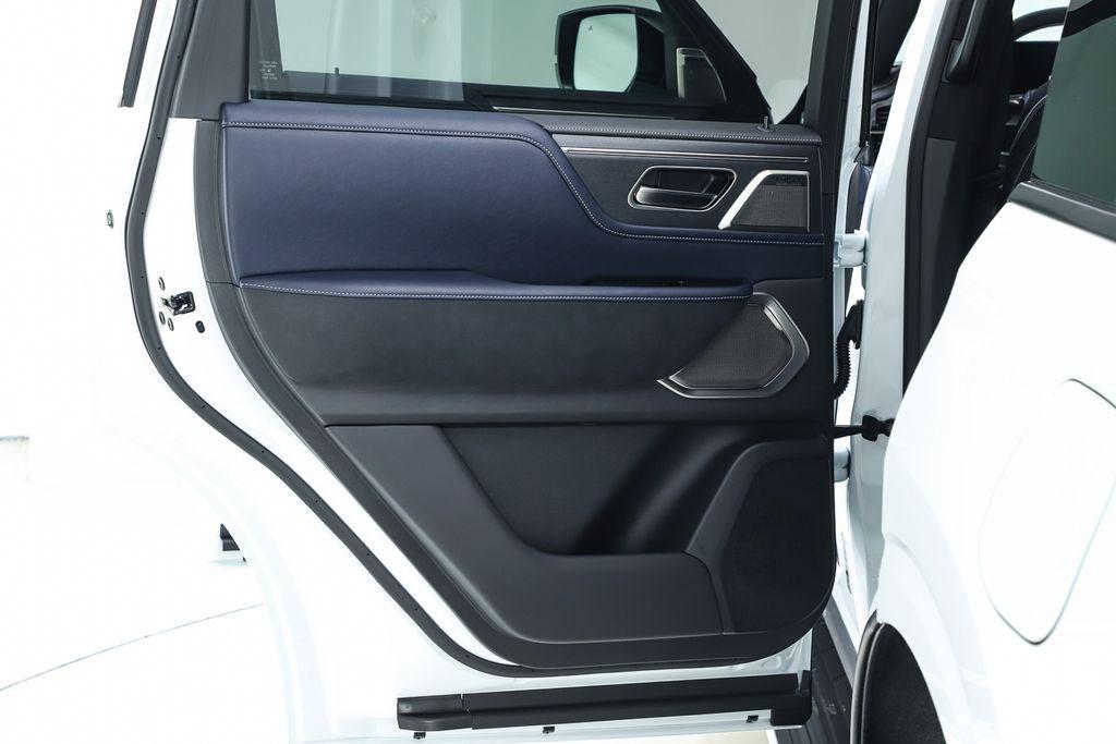 new 2026 INFINITI QX80 car, priced at $106,525