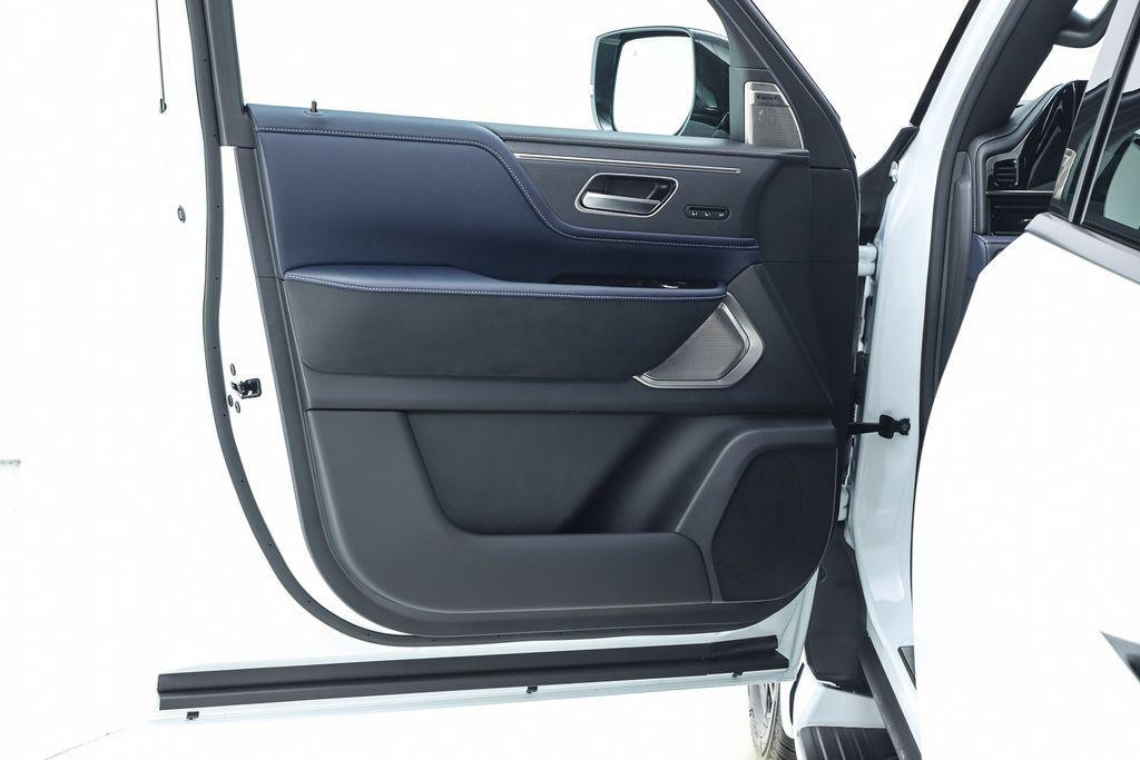 new 2026 INFINITI QX80 car, priced at $106,525