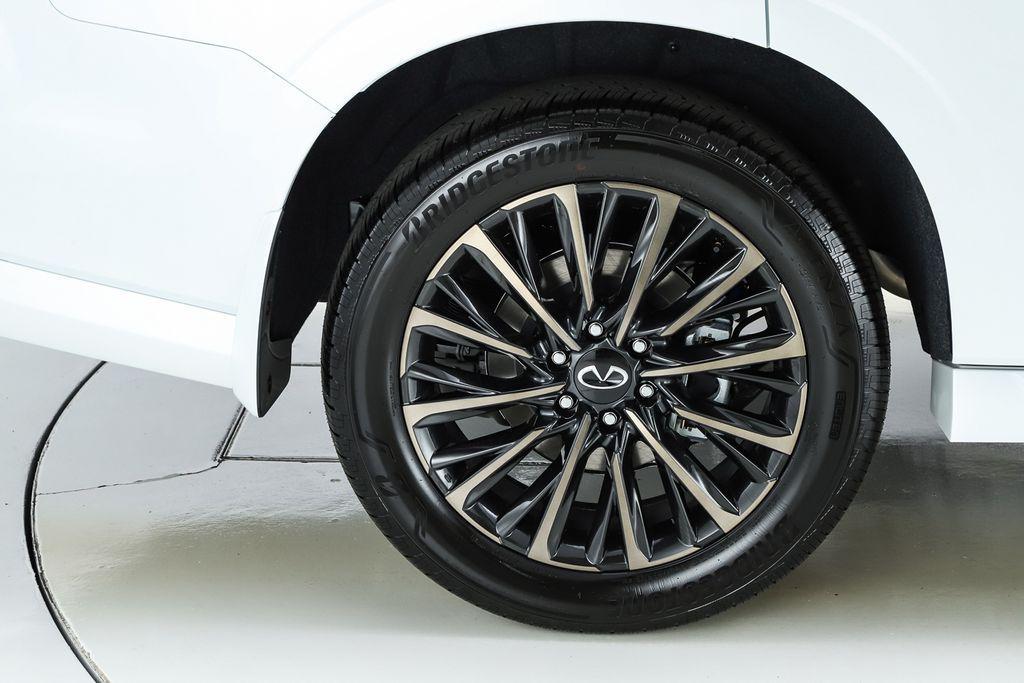 new 2026 INFINITI QX80 car, priced at $116,860