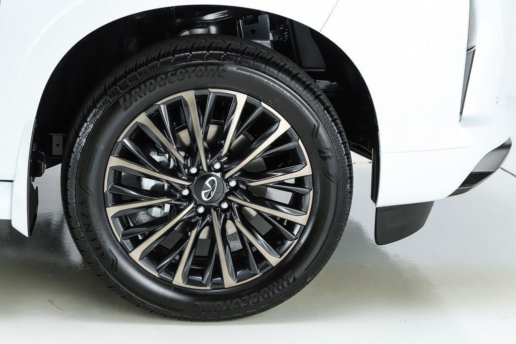 new 2026 INFINITI QX80 car, priced at $116,860