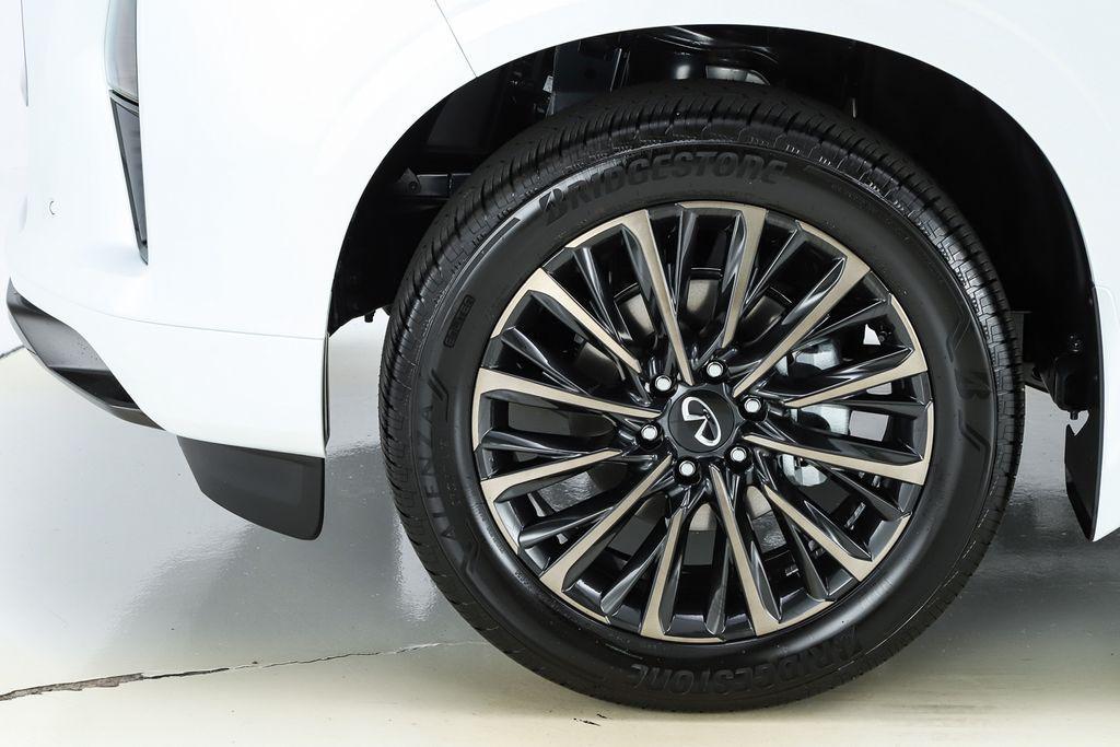 new 2026 INFINITI QX80 car, priced at $116,860