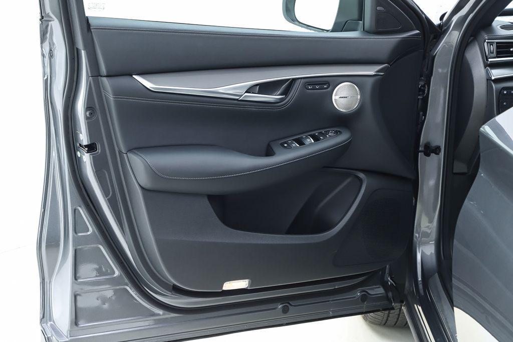 new 2025 INFINITI QX55 car, priced at $57,270