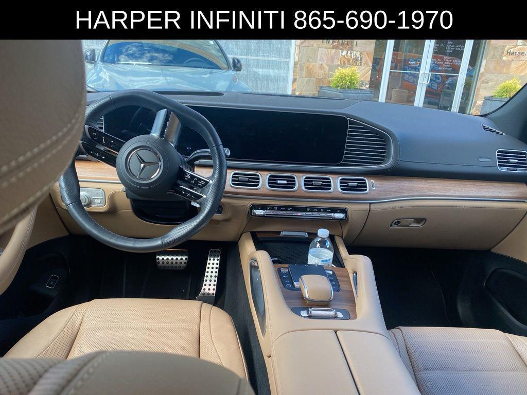 used 2025 Mercedes-Benz GLS 580 car, priced at $97,997
