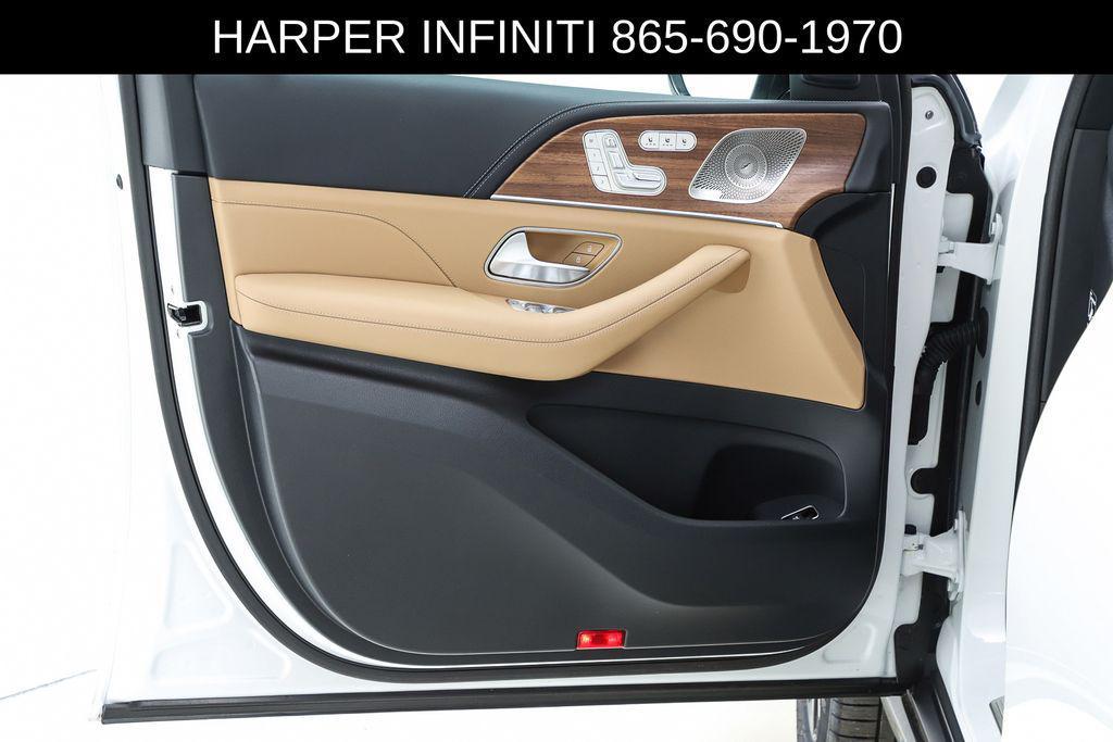 used 2025 Mercedes-Benz GLS 580 car, priced at $95,997