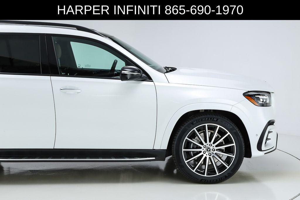 used 2025 Mercedes-Benz GLS 580 car, priced at $95,997