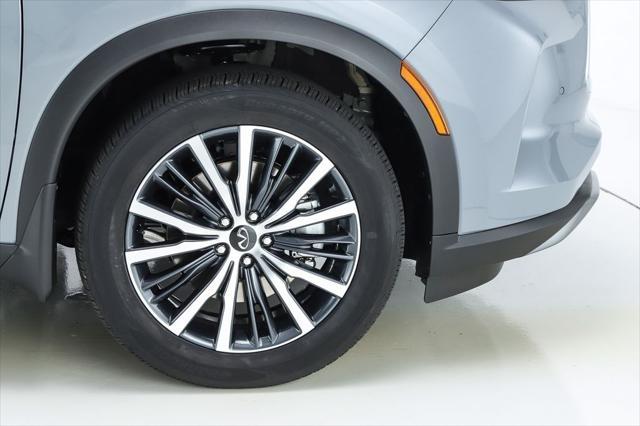 new 2025 INFINITI QX60 car, priced at $66,900