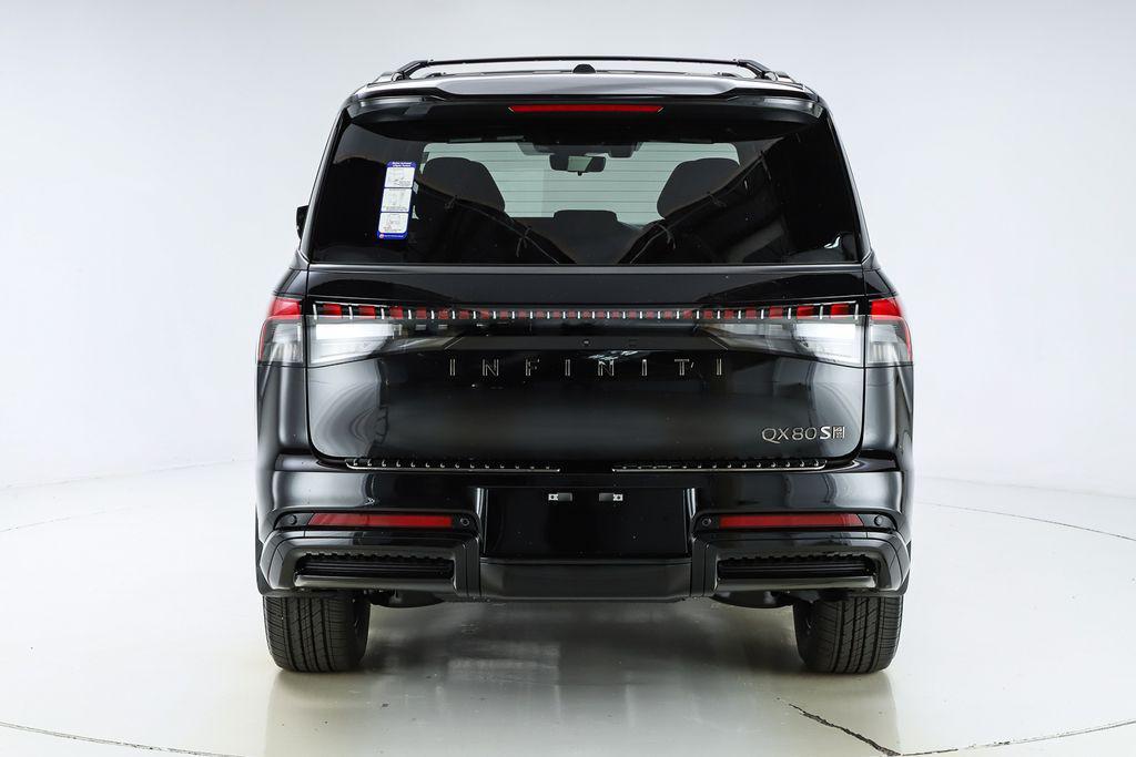 new 2026 INFINITI QX80 car, priced at $106,320