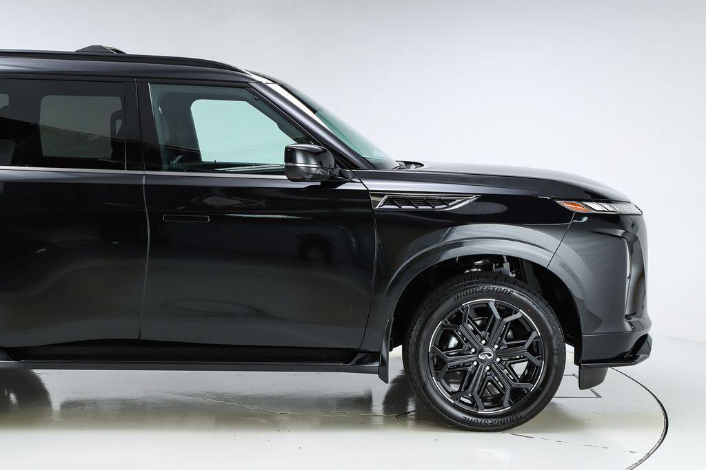 new 2026 INFINITI QX80 car, priced at $106,320