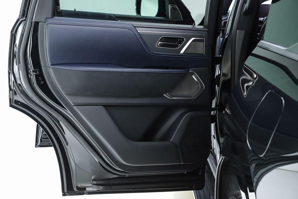 new 2026 INFINITI QX80 car, priced at $106,320