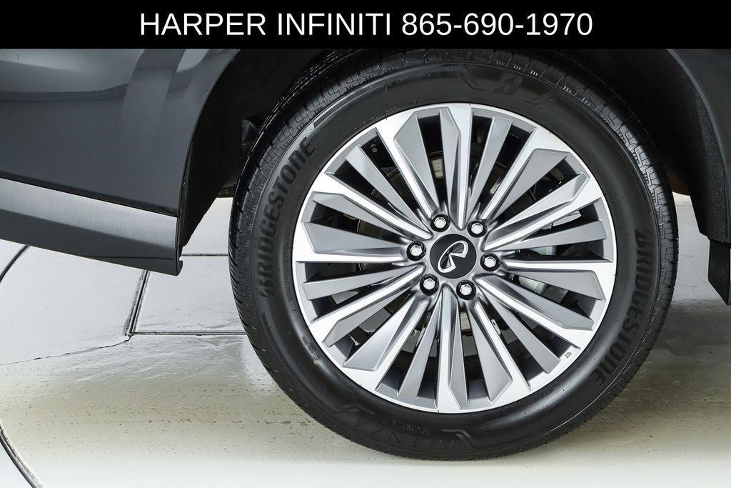 used 2025 INFINITI QX80 car, priced at $73,289