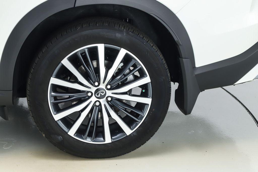 new 2025 INFINITI QX60 car, priced at $69,640