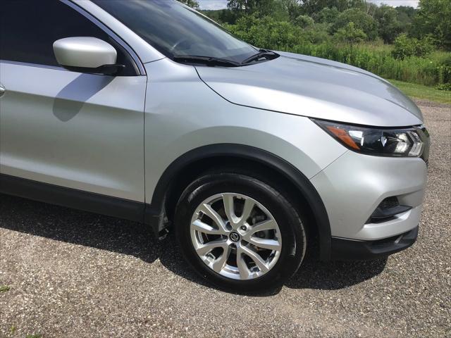 used 2021 Nissan Rogue Sport car, priced at $15,995