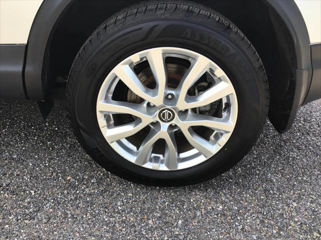 used 2021 Nissan Rogue Sport car, priced at $15,995