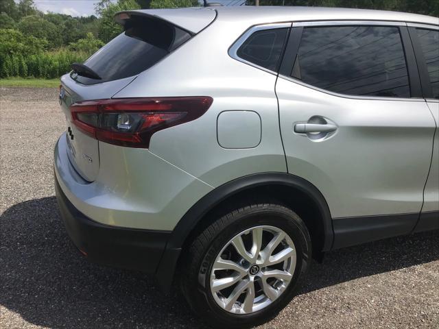 used 2021 Nissan Rogue Sport car, priced at $15,995