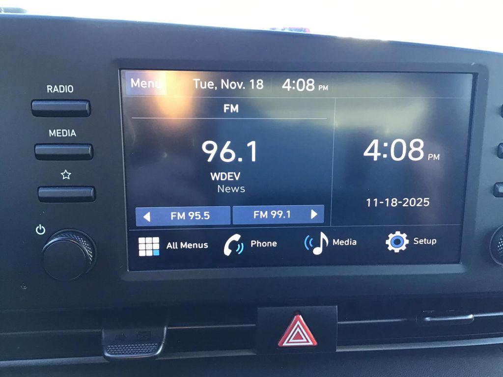 used 2025 Hyundai Elantra car