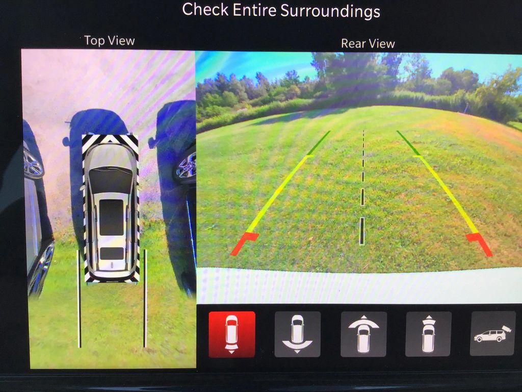 used 2024 Chrysler Pacifica car, priced at $29,495