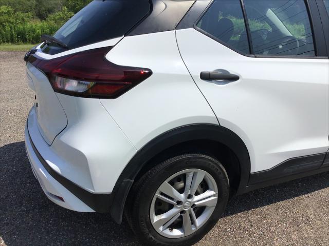 used 2024 Nissan Kicks car