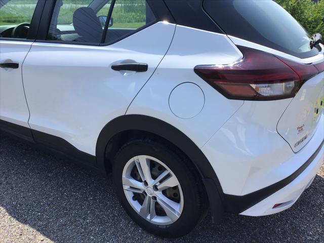used 2024 Nissan Kicks car