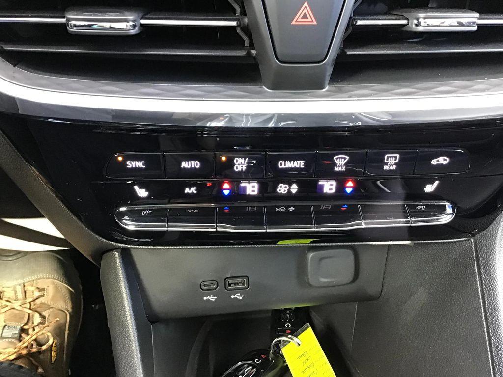 used 2024 Buick Encore GX car, priced at $28,995