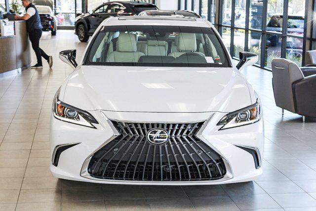 new 2025 Lexus ES 300h car, priced at $49,125