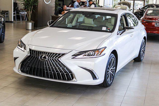 new 2025 Lexus ES 300h car, priced at $49,125