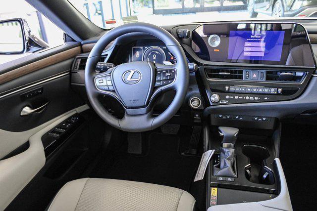 new 2025 Lexus ES 300h car, priced at $49,125