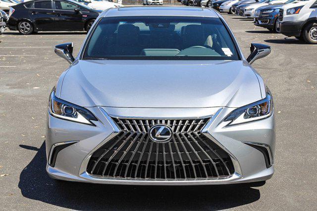 new 2025 Lexus ES 300h car, priced at $49,044