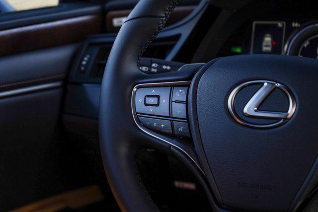 new 2025 Lexus ES 300h car, priced at $49,025