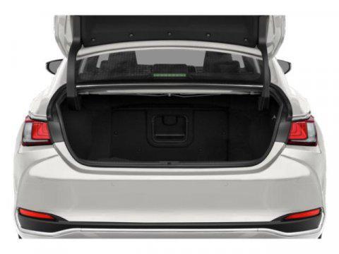 used 2019 Lexus ES 300h car, priced at $29,995