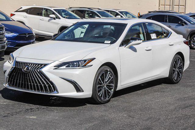 new 2024 Lexus ES 300h car, priced at $48,635