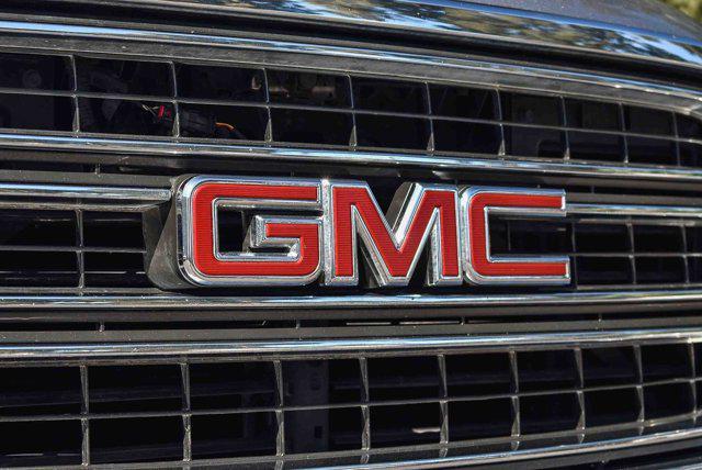 used 2020 GMC Yukon car, priced at $26,995