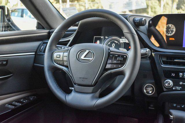 new 2025 Lexus ES 300h car, priced at $49,604