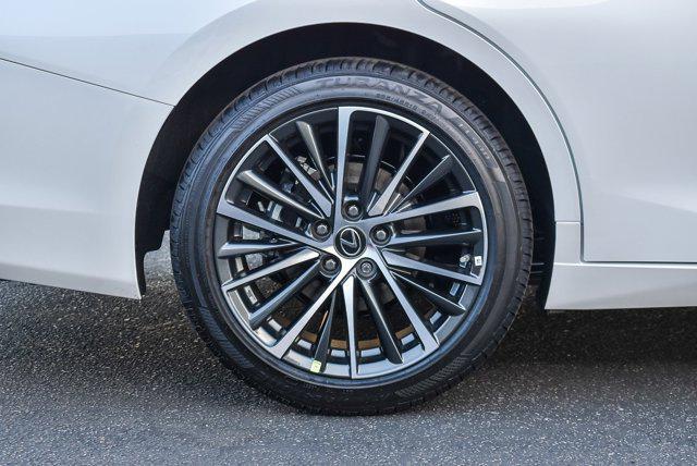new 2025 Lexus ES 300h car, priced at $49,604