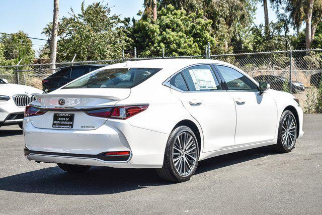 new 2025 Lexus ES 300h car, priced at $49,504