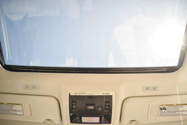 new 2025 Lexus ES 300h car, priced at $49,504
