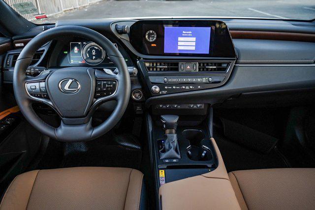 new 2025 Lexus ES 300h car, priced at $49,069