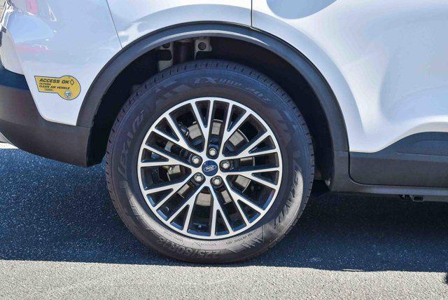 used 2022 Ford Escape car, priced at $17,995